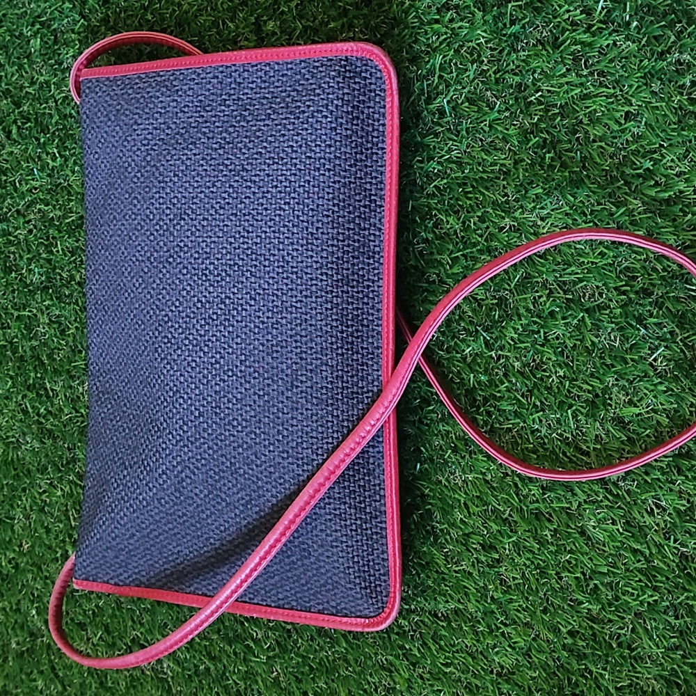 Yves Saint Laurent Vintage Tweed Bag - Picture 11 of 11